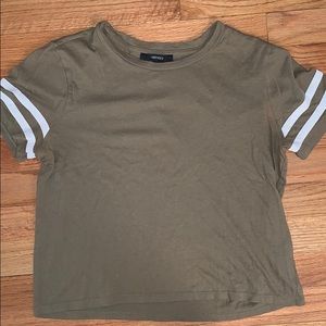 Forever 21 green short sleeved tee size Small